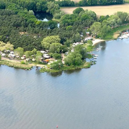 Camping- Und Am Plauer See *