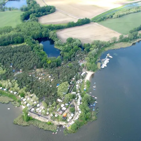 Camping- Und Am Plauer See Ferienpark *