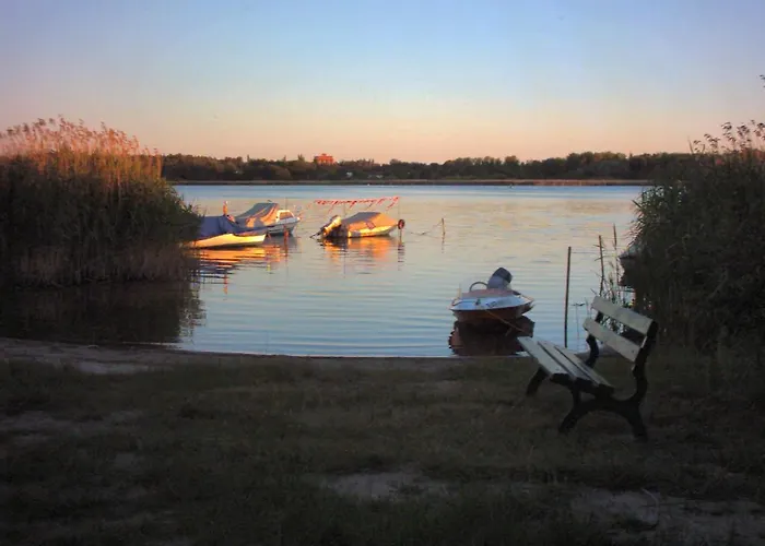 홀리데이파크 Camping- Und Am Plauer See *