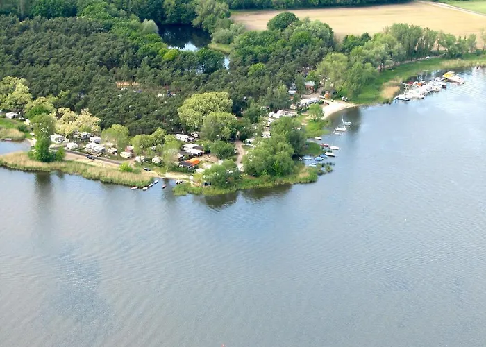 Camping- Und Am Plauer See *