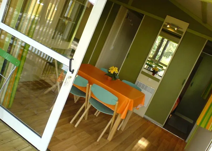 홀리데이파크 Camping- Und Am Plauer See